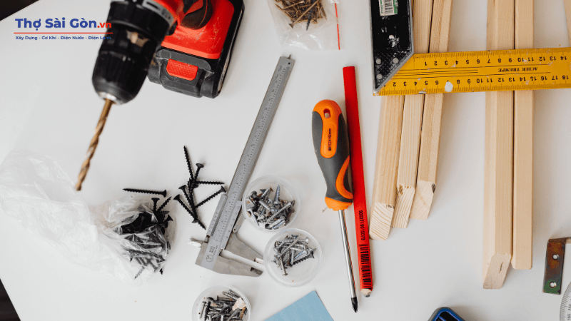 Chuẩn bị dụng cụ và lưu ý an toàn