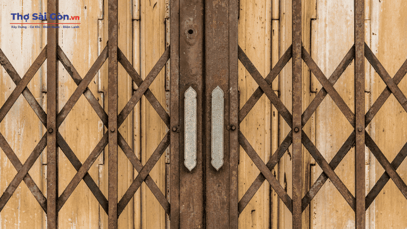 Thợ sửa cửa kéo tại TP.HCM và các tỉnh lân cận, có bảo hành 3 Cửa kéo Đài Loan