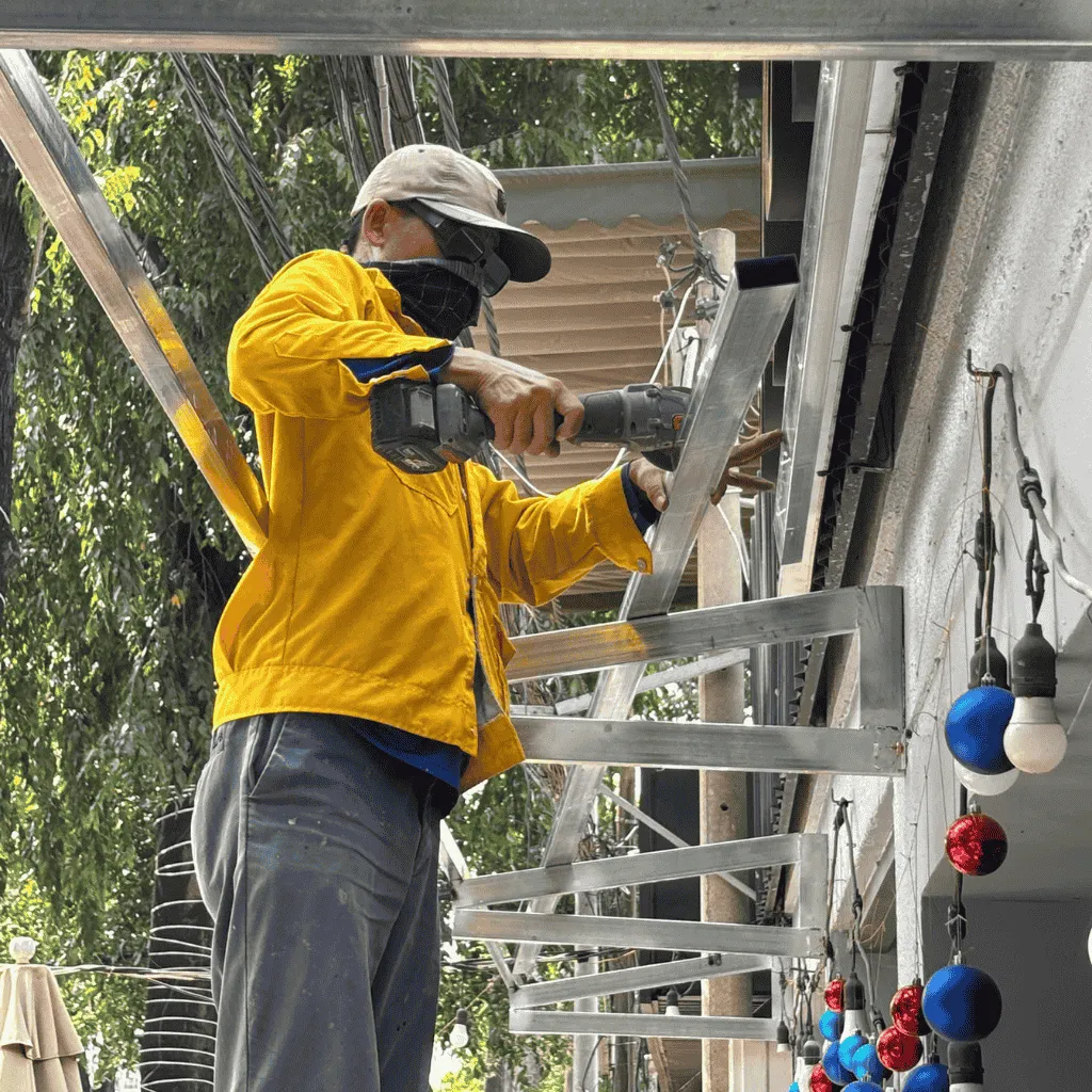 Dịch vụ thi công mái che, mái hiên tại tphcm, bình dương, đồng nai 1