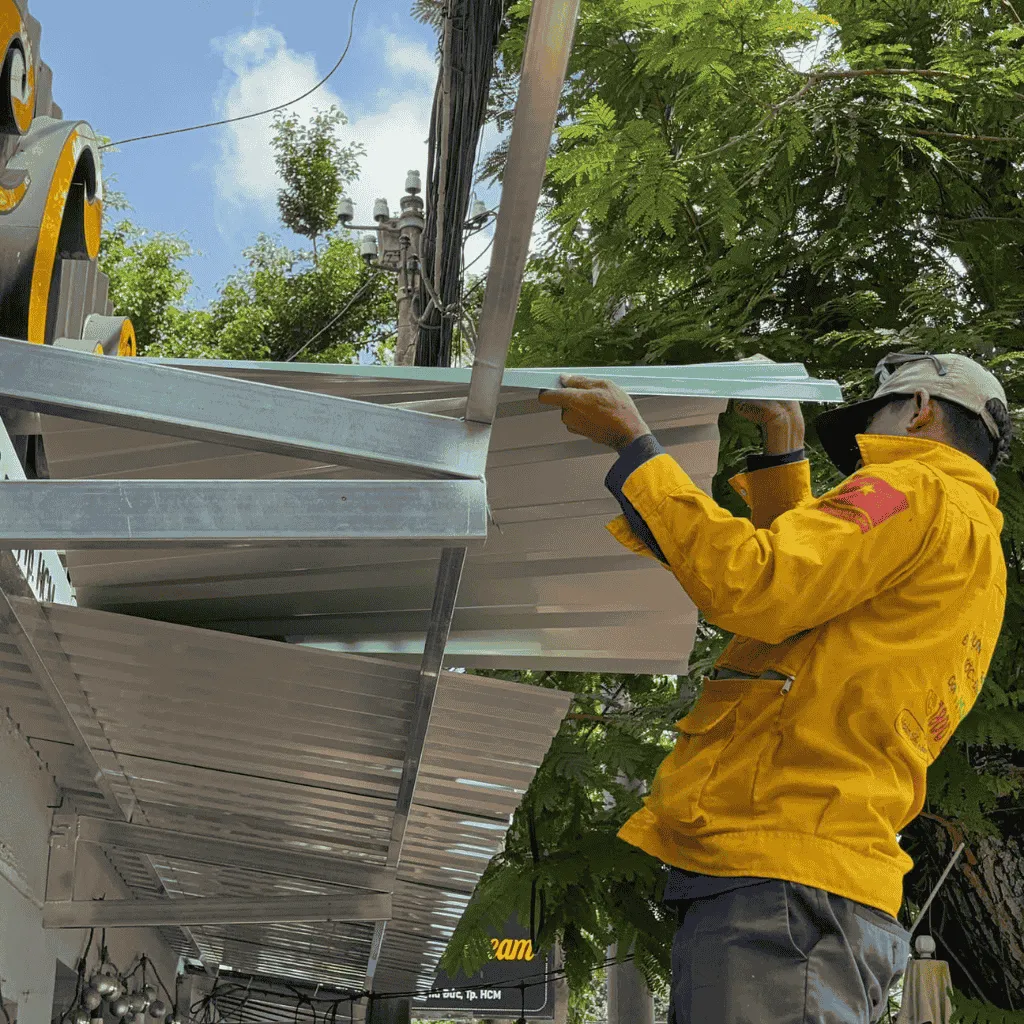 Dịch vụ thi công mái che, mái hiên tại tphcm, bình dương, đồng nai 6